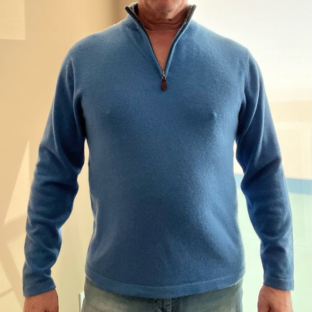 100% Cashmere sweater. Super soft, warm & light weight